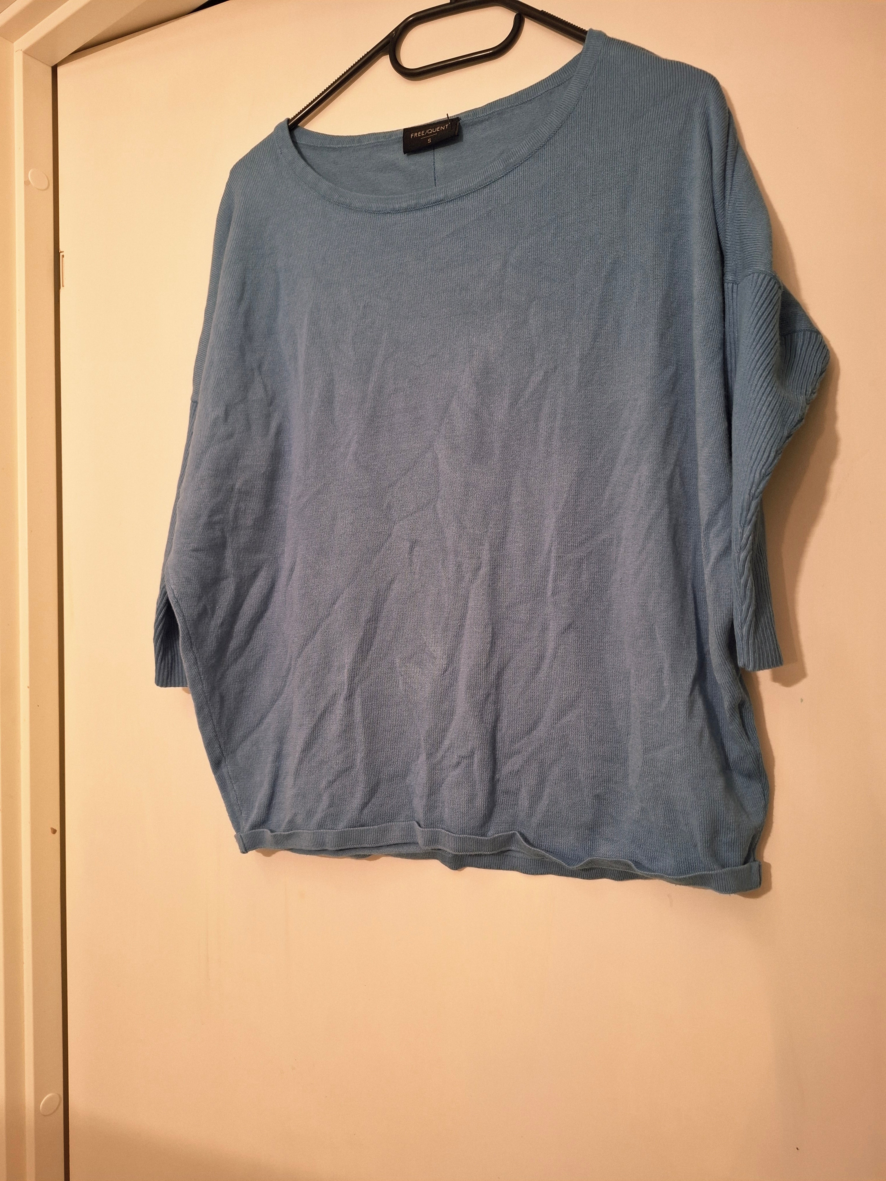 Blå genser fra Free str s