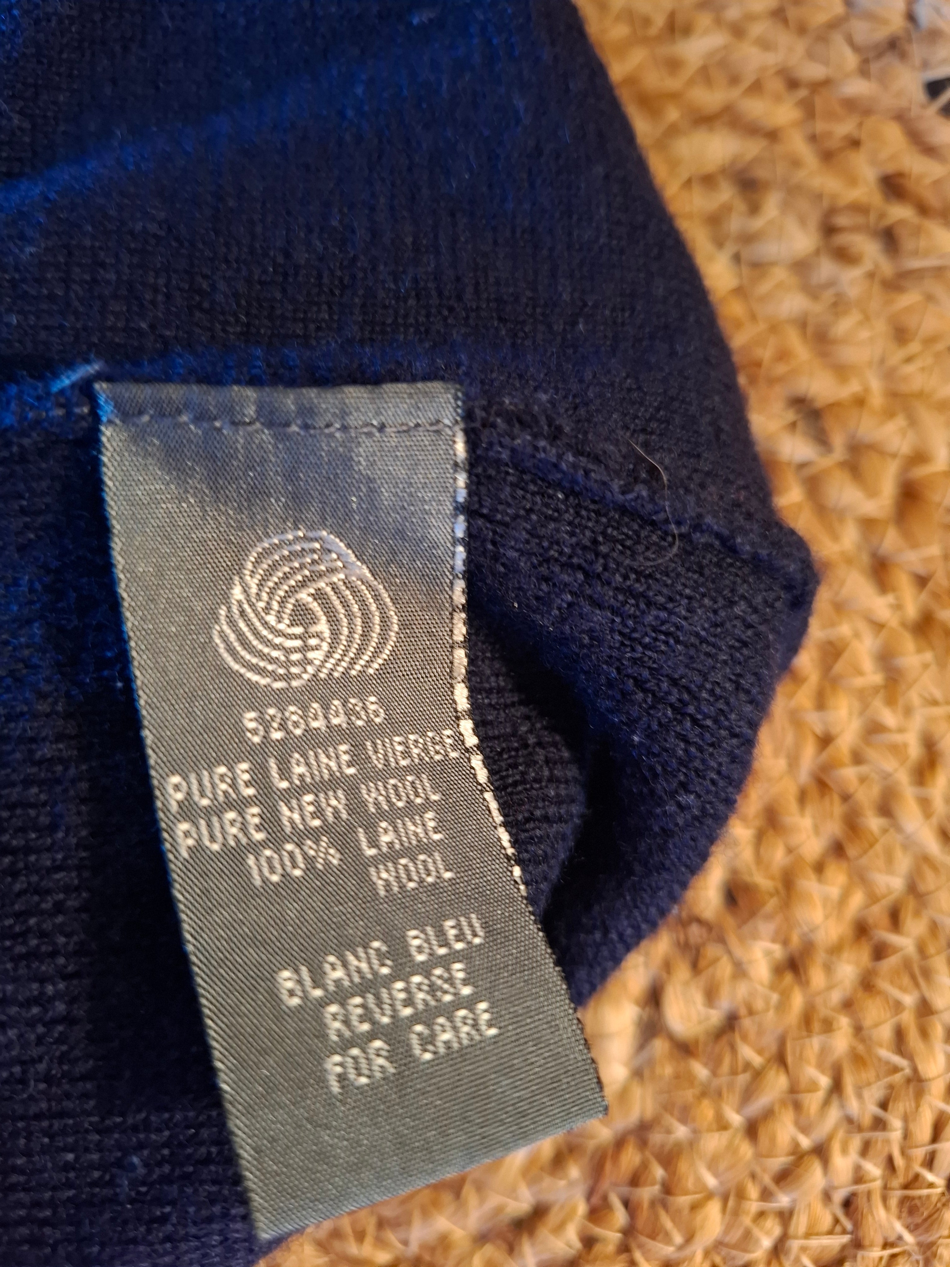 Blå genser med striper str s