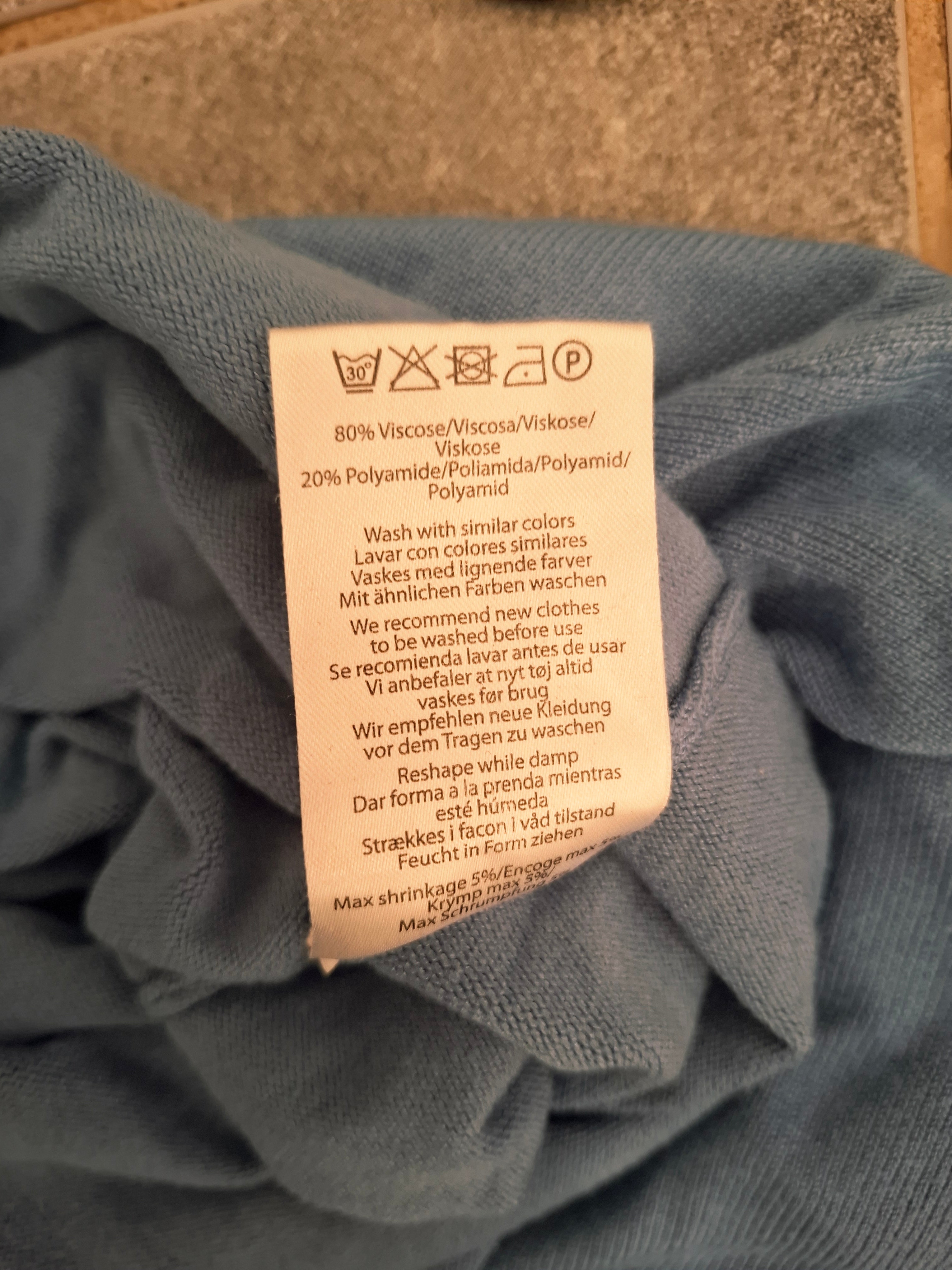 Blå genser fra Free str s